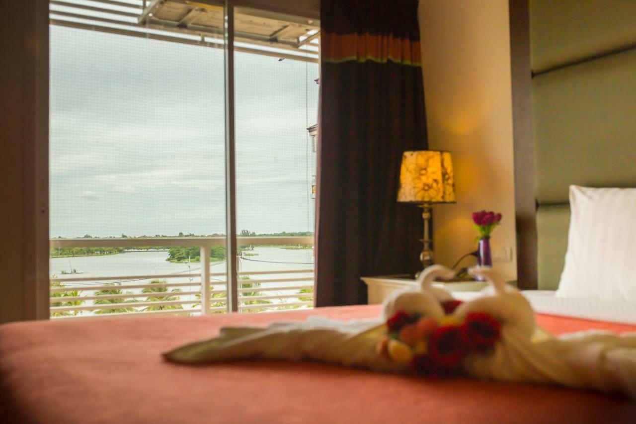 Kwan Ruen Park Otel Nakhonratchasima Dış mekan fotoğraf