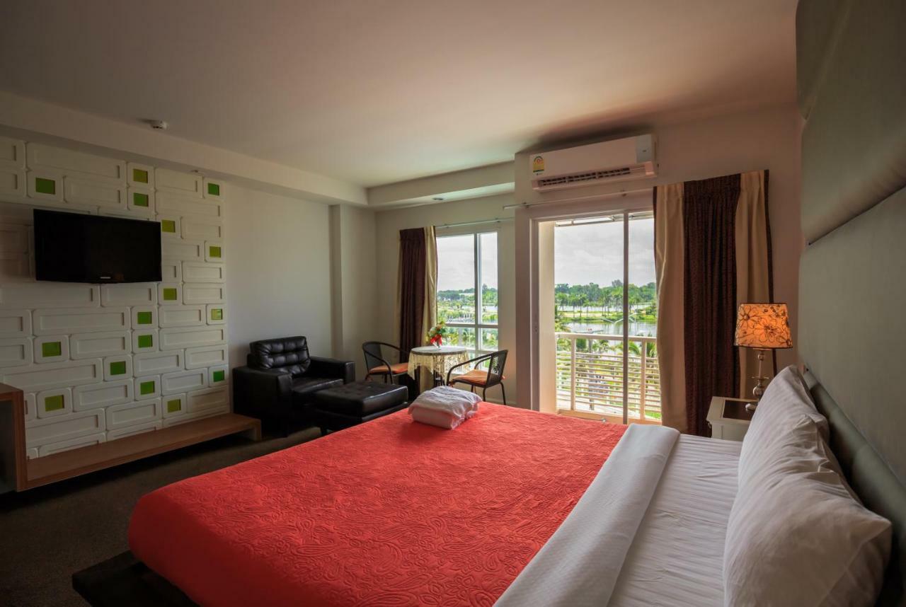 Kwan Ruen Park Otel Nakhonratchasima Dış mekan fotoğraf